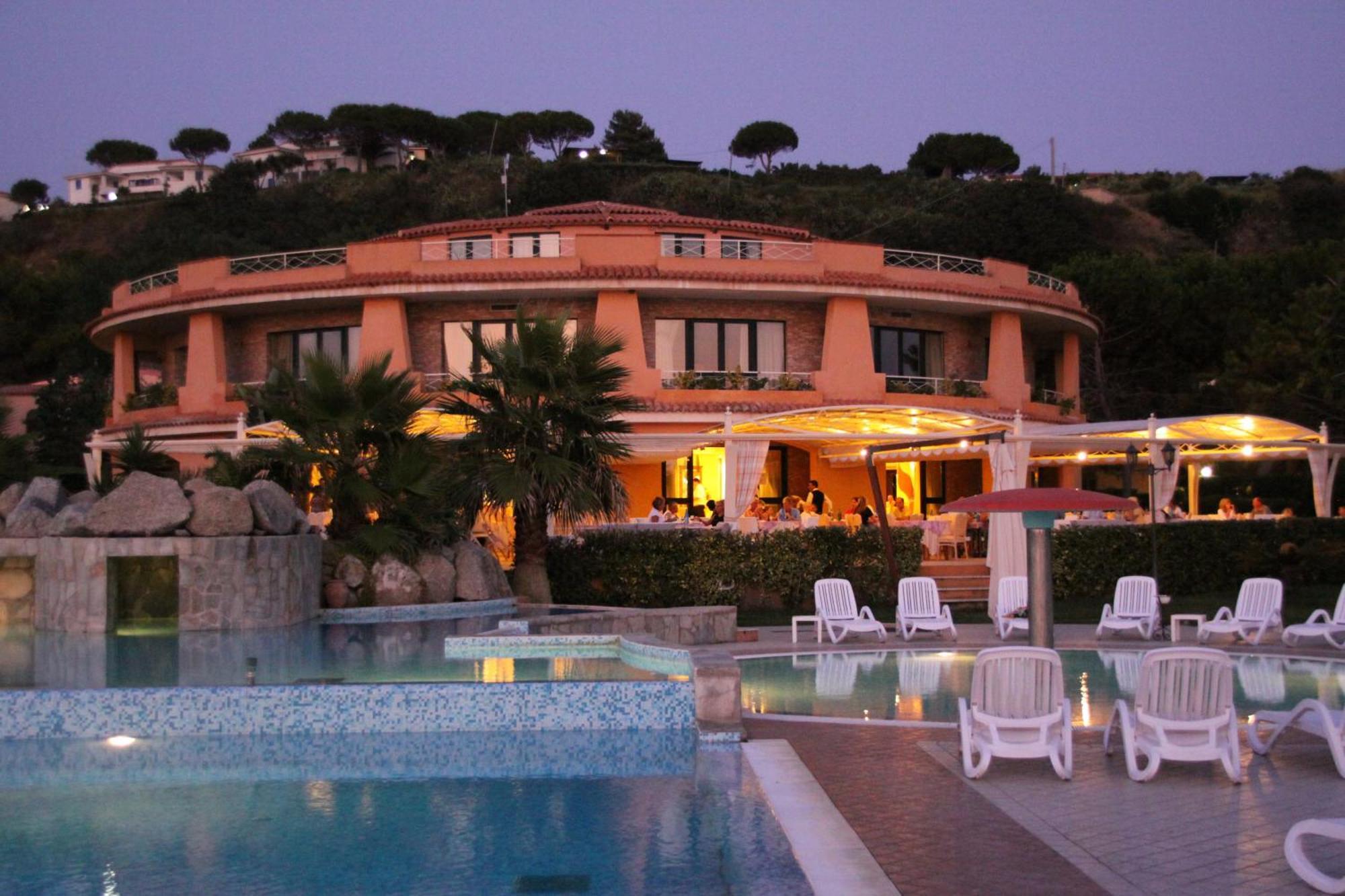 Solemare Club Village Capo Vaticano Esterno foto