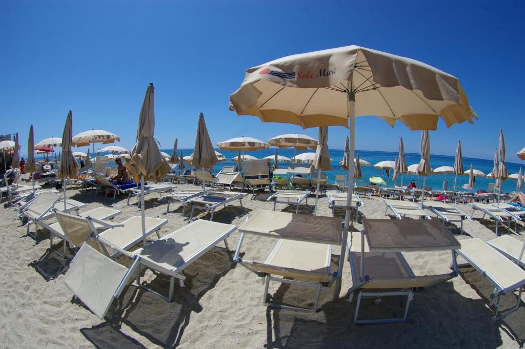 Solemare Club Village Capo Vaticano Esterno foto